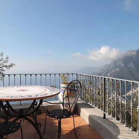 Couette-café Casola 3*